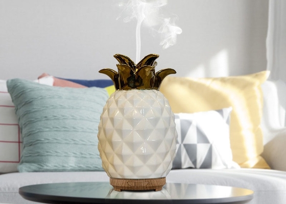 humidificateur blanc en céramique fait sur commande de brume d'Aromatherapy de diffuseur d'huile de l'ananas 120ml